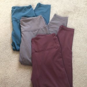 Bundle 3 pairs Yogalicious Lux leggings size large